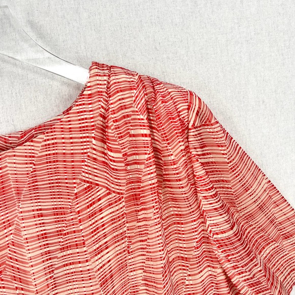 CARLISLE Vintage Shirt Womens 10 Red Cream Silk Short Sleeve Round Neck top - Picture 7 of 15